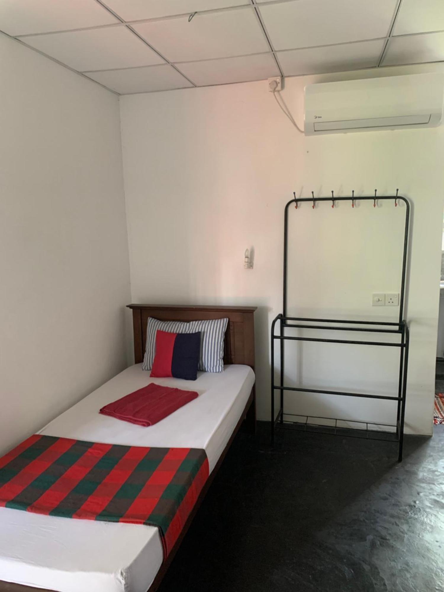 Double G Motel Weligama Zewnętrze zdjęcie