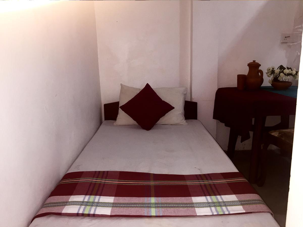 Double G Motel Weligama Zewnętrze zdjęcie