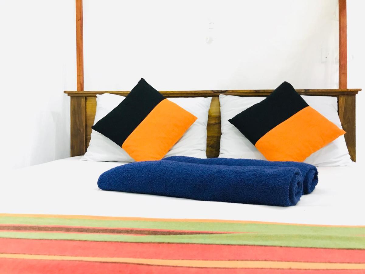 Double G Motel Weligama Zewnętrze zdjęcie